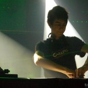 Mat Zo - List pictures