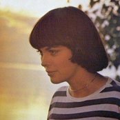Mireille Mathieu - List pictures