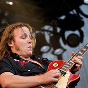 Jimmy Bowskill - List pictures