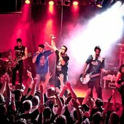 B-tight - List pictures