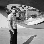 Bryan Greenberg - List pictures