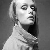 Dasha Rush - List pictures