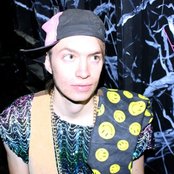 Pictureplane - List pictures