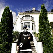 Ralph Myerz - List pictures