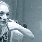 Emily Kinney - List pictures