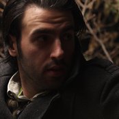 Ari Hest - List pictures