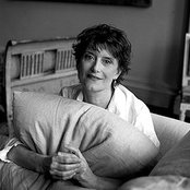 Linda Thompson - List pictures