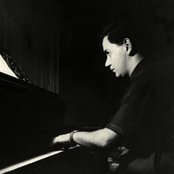 Manos Hadjidakis - List pictures