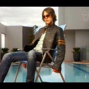 Dean Geyer - List pictures