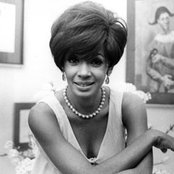 Shirley Bassey - List pictures