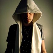 Dan Black - List pictures