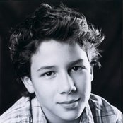 Nicholas Jonas - List pictures