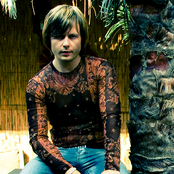 Sasha Dith - List pictures