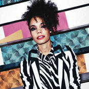 Andreya Triana - List pictures