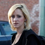 Lennon - List pictures