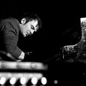 Nils Frahm - List pictures