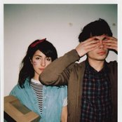 Lilly Wood - List pictures