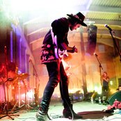 Night Beats - List pictures