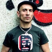 Fito Y Los Fitipaldis - List pictures