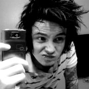 Dot Dot Curve - List pictures