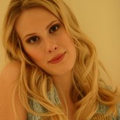 Sarah Sadler - List pictures