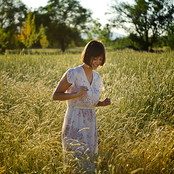 Dia Frampton - List pictures