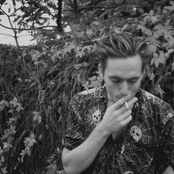 Gabriel Bruce - List pictures