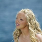 Amanda Seyfried - List pictures