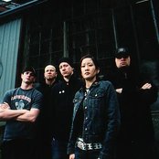 Figure Four - List pictures