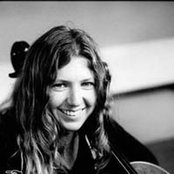 Vyvienne Long - List pictures