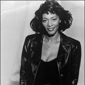 Gwen Mccrae - List pictures