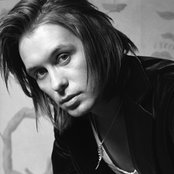 Mark Owen - List pictures