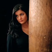 Moony - List pictures