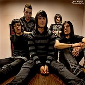 Lovehatehero - List pictures