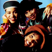 Salt N Pepa - List pictures
