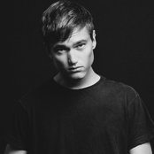 Adrian Lux - List pictures