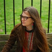 Meg Baird - List pictures