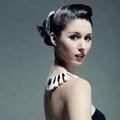 Francisca Valenzuela - List pictures