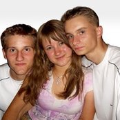 Domino - List pictures