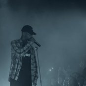 Bryson Tiller - List pictures