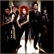 Alaska Y Dinarama - List pictures