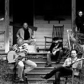 Kevin Costner & Modern West - List pictures