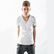 Colton Dixon - List pictures