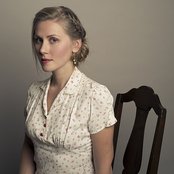 Nora Jane Struthers - List pictures