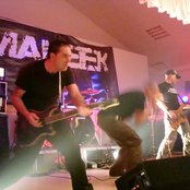 Maleek - List pictures