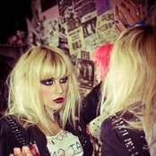 Barb Wire Dolls - List pictures