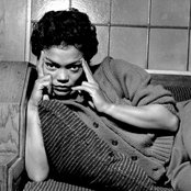 Eartha Kitt - List pictures