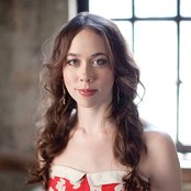 Sarah Jarosz - List pictures