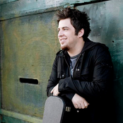 Lee Dewyze - List pictures