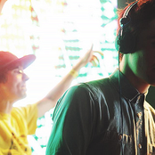 Fred V & Grafix - List pictures